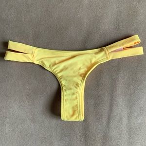 Boutine✖️LA Lily Yellow Two Strap Bottoms